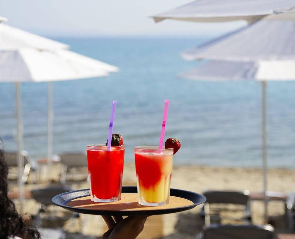 Ostria Sea Side Hotel CChanioti Exteriér fotografie