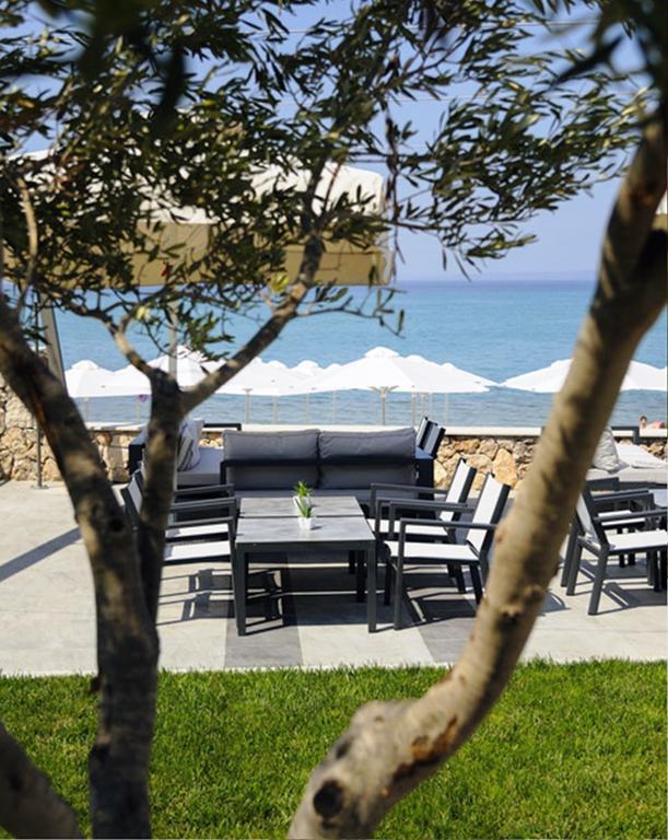 Ostria Sea Side Hotel CChanioti Exteriér fotografie