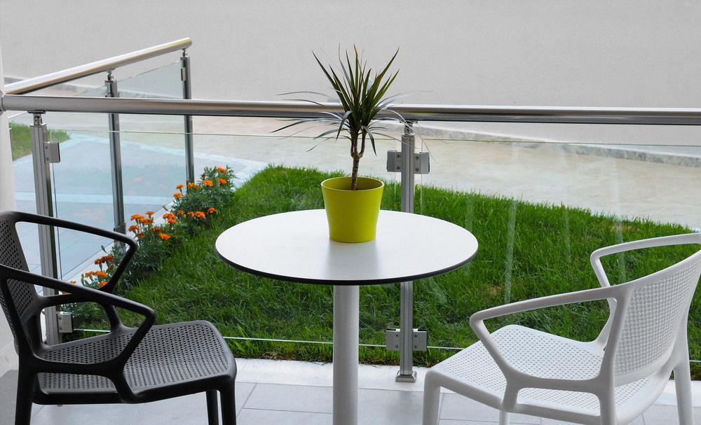 Ostria Sea Side Hotel CChanioti Exteriér fotografie